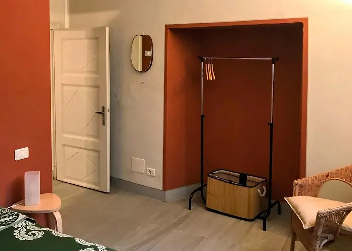 Apartament Con Piccolo Giardino